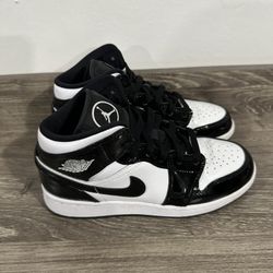 Air Jordan 1 Mid