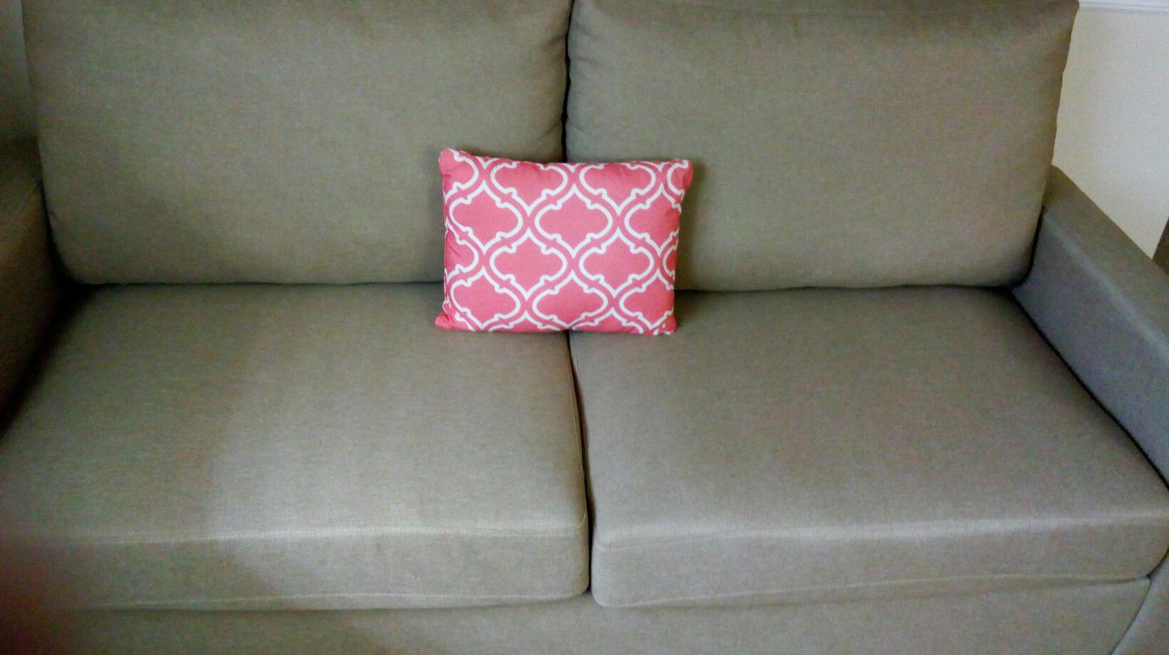 Mainstays couch / sofa