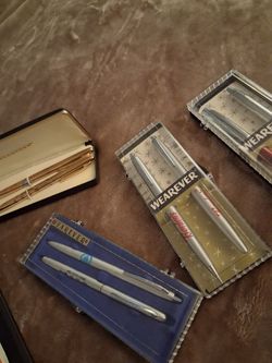 Vintage 35-Piece Advertising Pen & Mechanical Pencil Collection – Wearever Gift Sets w/ Original Leather Cases
Vintage collection of 35 pens and mecha