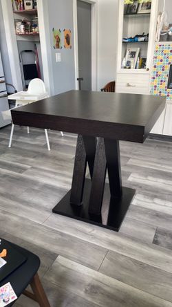 Dining table counter height