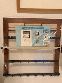Jewelry organizer
