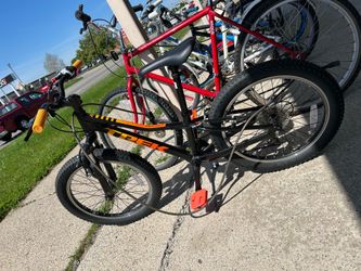 Boys Trek precaliber mountain bike