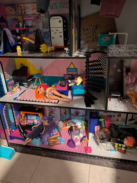 Lol Dollhouse