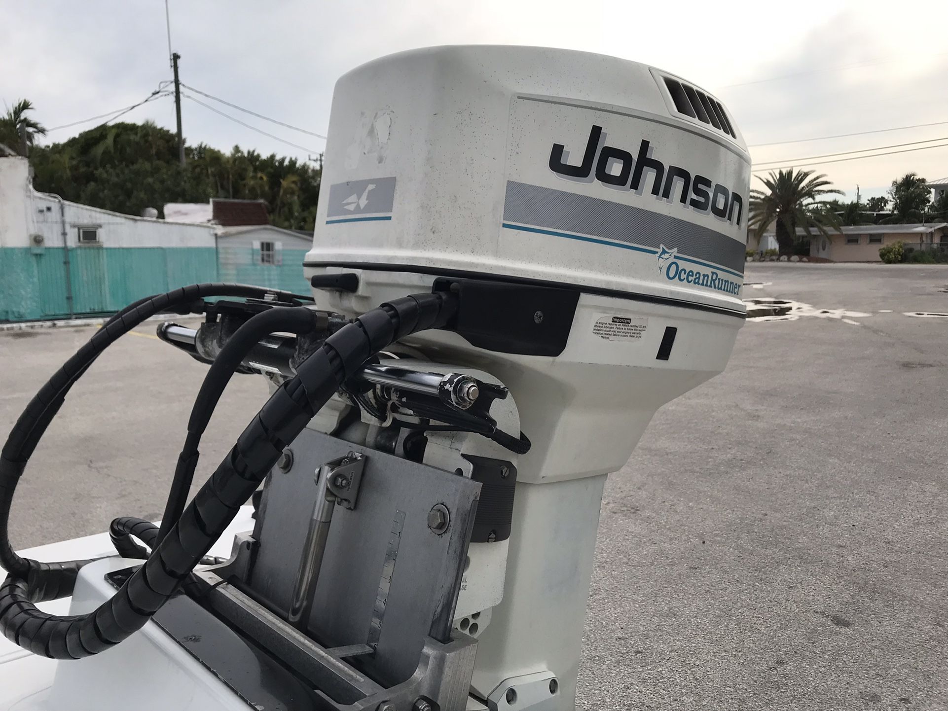 Johnson Evinrude Ocean Runner 115 HP Outboard for Sale in Miami, FL