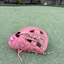 Rawlings Heart of The Hide Wing Tip Pink with Gold Label and Laces 11.5 RHT