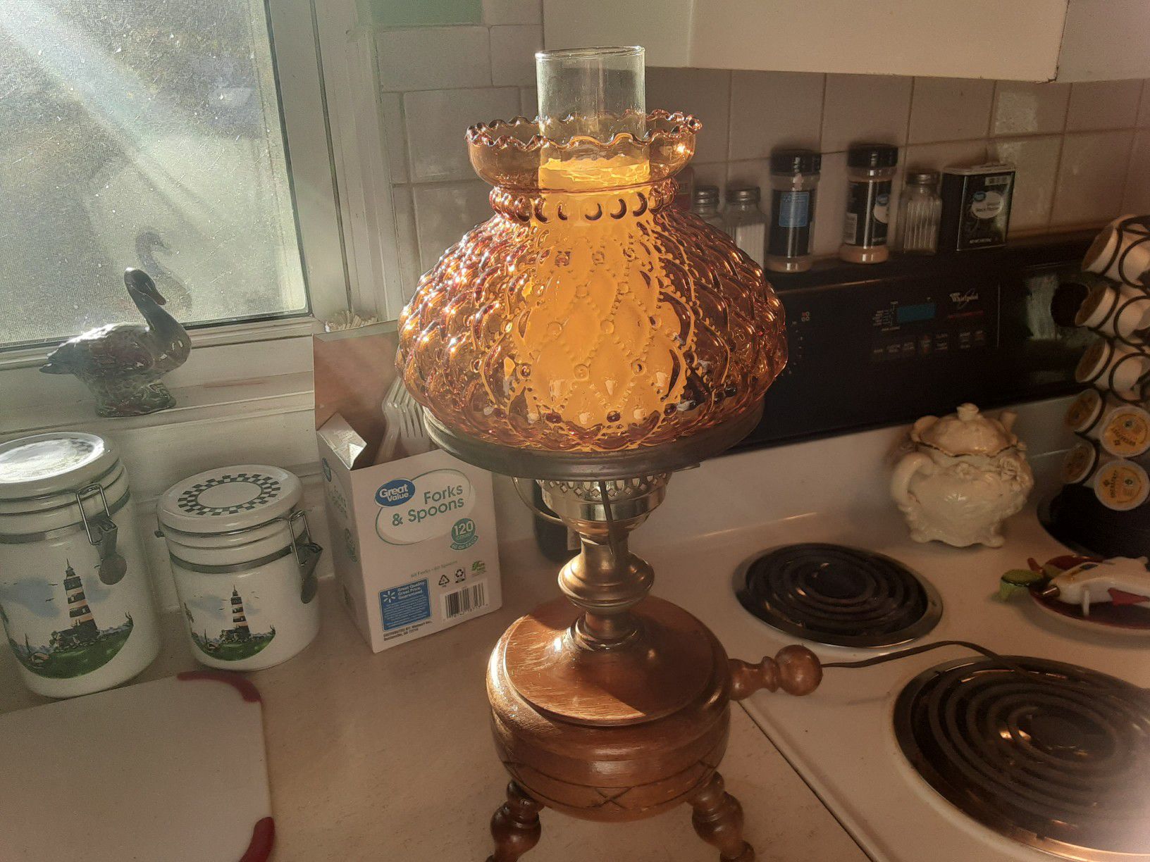 REALLY NEAT LOOKING VINTAGE Wooden LAMP THIS LAMP is Very Unique and OLD Has ONE Spot That is Crack