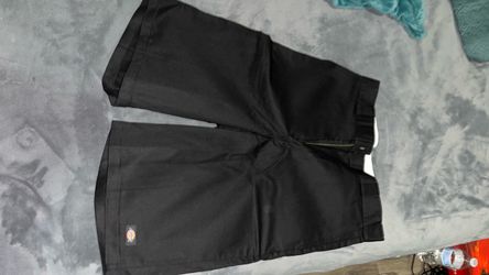 Black Dickies shorts