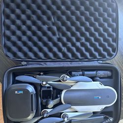 Go Pro Karma Drone + Go Pro Hero 4 Silver Combo