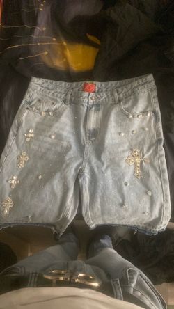tryna get un gone sizes 36 for light and size 28 for black