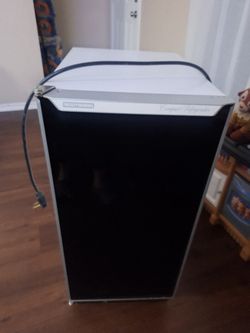 Scotsman Compact Refrigerator