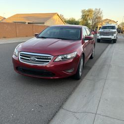 2010 Ford Taurus