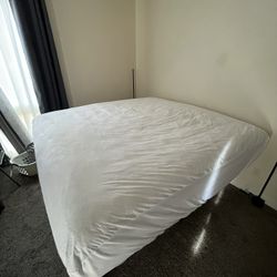 Free King Size Mattress And Bed frame for Sale 