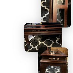 Side Table Wood/glass Top (extra Fee To Deliver )