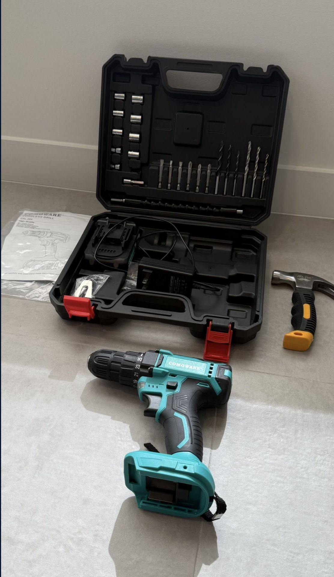 Power Drill Kit Excellent Condition, Like New