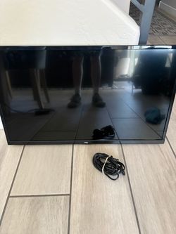 TCL Flat Screen TV with Power Cord 32 inch REMOTE NOTE INCLUDED