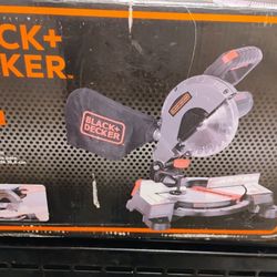 Black & Decker 7 1/4 Inch Compound Miter Saw