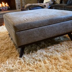 Wide Square 36”coffee Table Storage Ottoman 