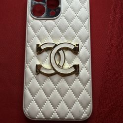 iPhone 16 Pro Max Luxury Case 