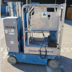 15’ Electric Vertical Lift