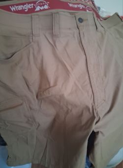Tan Brown Wrangler out door shorts size 44
