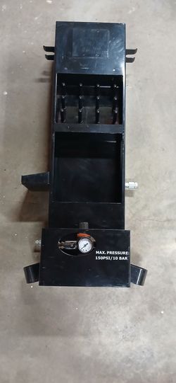 Air compressor to supply rack