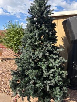 Massive Artficial tree 9 ft Costco