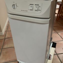 Kitchen Aid Trash Compactor, White- Like New