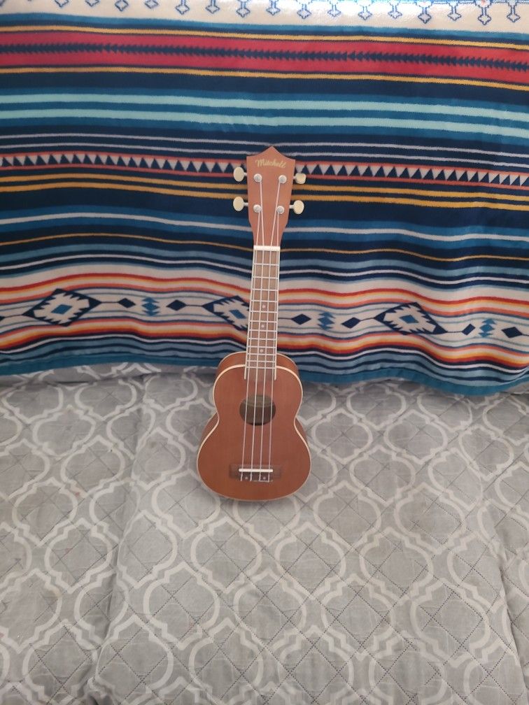 Mitchell Ukulele