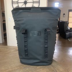 Yeti Hopper M12 Cooler Backpack