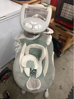 Baby bouncer.