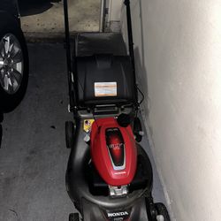 Honda Lawn Mower 