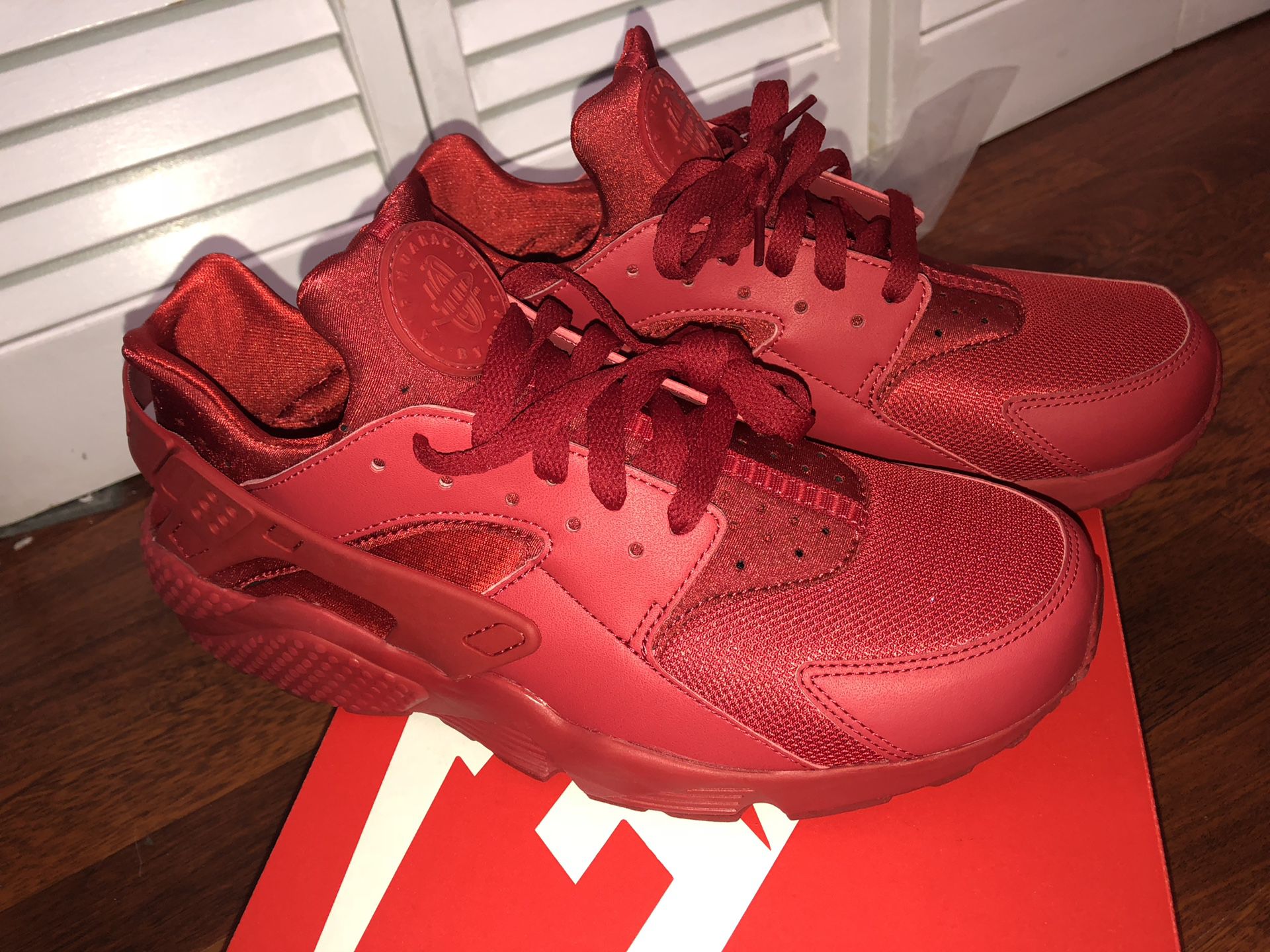 Huaraches Red size 10.5