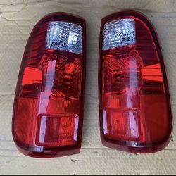 Ford F150 Tail Lights L/R  04//07 Oem Like New 