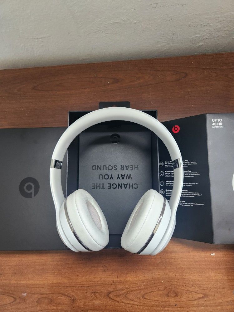 beats Solo Wireless