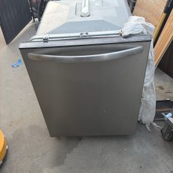 Used Frigidaire dishwasher 