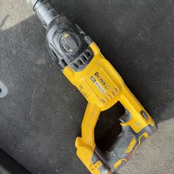 DEWALT DCH133B 20V Max XR Rotary Hammer Drill