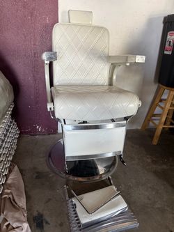 Vintage Barber Chair White Quilted Leather