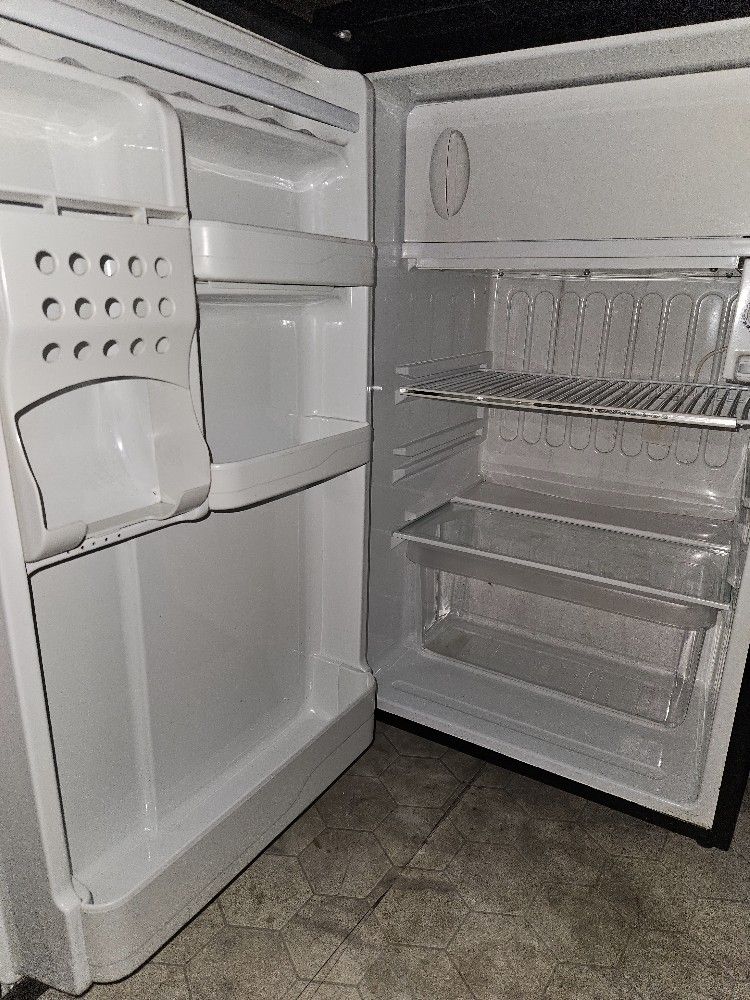 Mini Refrigerator