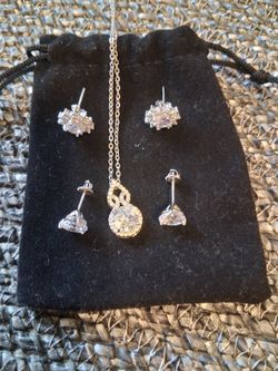 Crystal necklace and earrings
