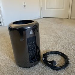 Mac Pro (Late 2013) – NON WORKING – For Parts / Repair – Collector’s Item. 