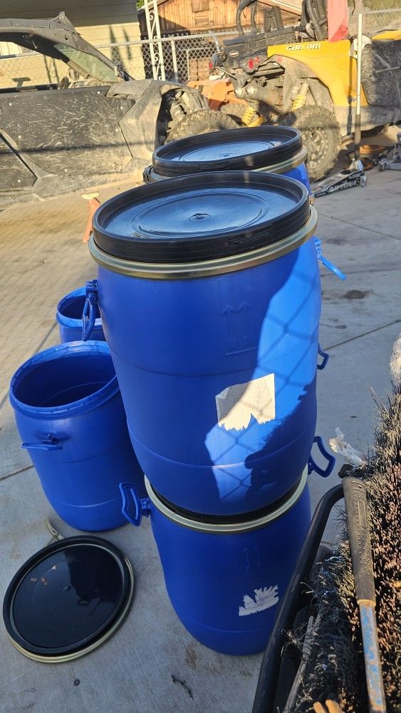 20 Gallon Barrels 55 Gallon