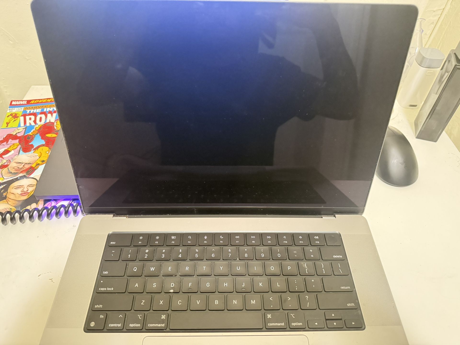 MACBOOK PRO M2 16GB/1TB 12CPU/19GPU FOR PARTS