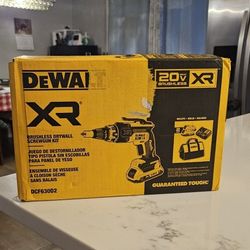 DEWALT
20V MAX Cordless Brushless Screw Gun Kit with (2) 2.0Ah Batteries, Charger and Tool Bag
Brand New 
$200.00 Firm on price 
