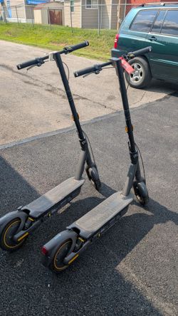 Segway Ninebot MAX G2 Electric Scooters