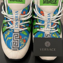 Designer Sneaker – Versace Trigreca – Box + Authenticity Card