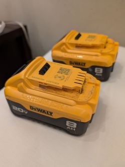 2 DeWalt 8 amp batteries