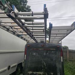 Ladder 32'