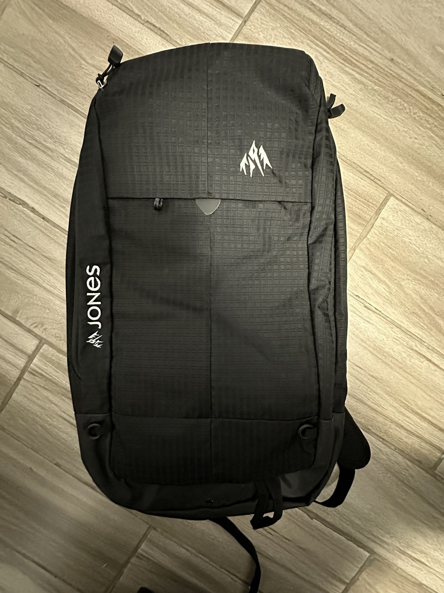 Jones dscnt 19l backpack for Sale in Irwindale CA OfferUp