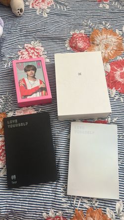 BTS bundle Love Yourself(Tear and Answer), Life Goes on, V puzzle