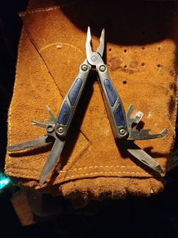 Sheffield Leathermans tool